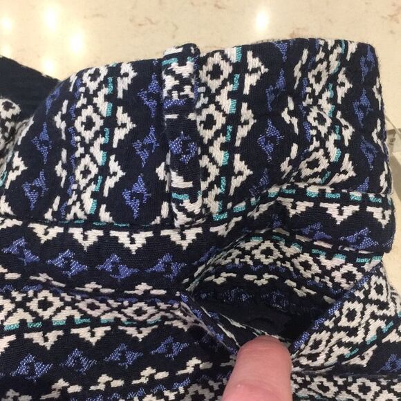 The Limited Aztec printed shorts SZ 4 - Picture 9 of 9